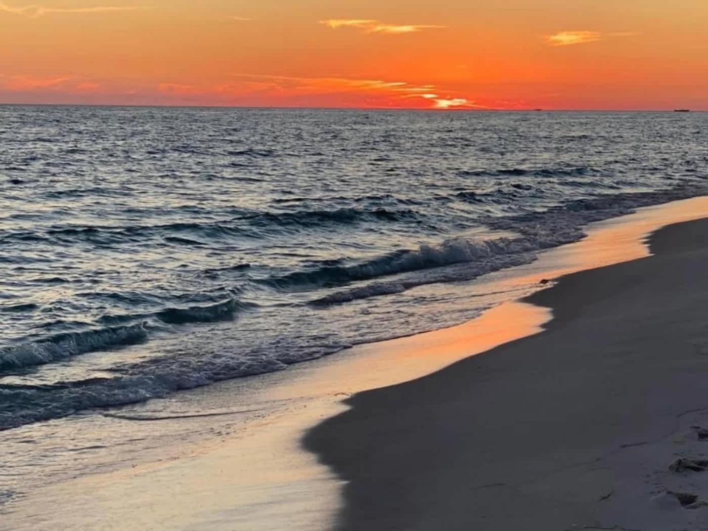 5 Star Resort 11Th Fl Stunning Sunrise 2Br 2Ba King Suite,Pools ,Shuttle Or Walk To Beach Destin Kültér fotó